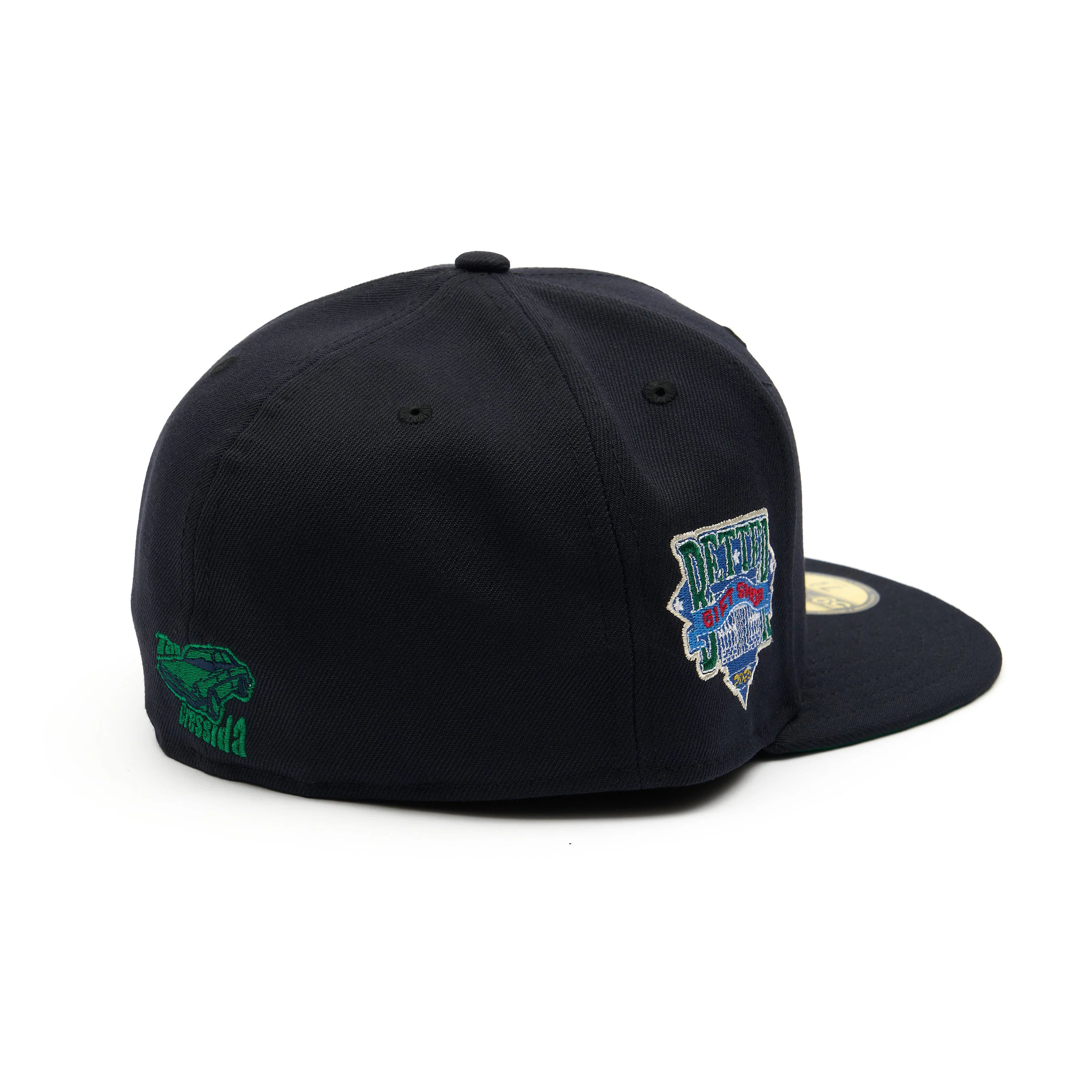 Better™Gift Shop/Earl Sweatshirt - "Live Laugh Love" 5950 Navy/Kelly Green New Era Fitted - Image 5